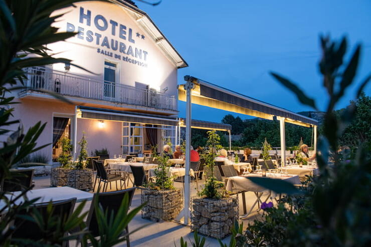 Un hôtel / restaurant dans la Drôme Provençale ! Un hôtel / restaurant dans la Drôme Provençale !